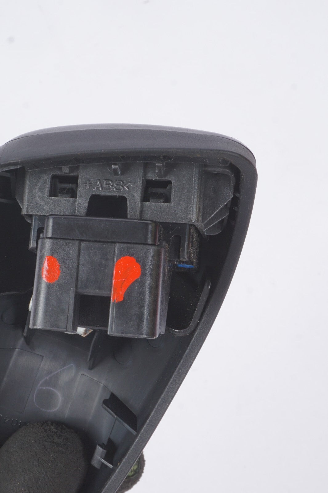 2010 - 2015 Lexus Is250 Is350 Convertible Right Front Seat Belt Control Switch