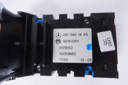 07-14 Mercedes W221 S550 CL550 Electronic Parking Button Switch 2215401445 OEM