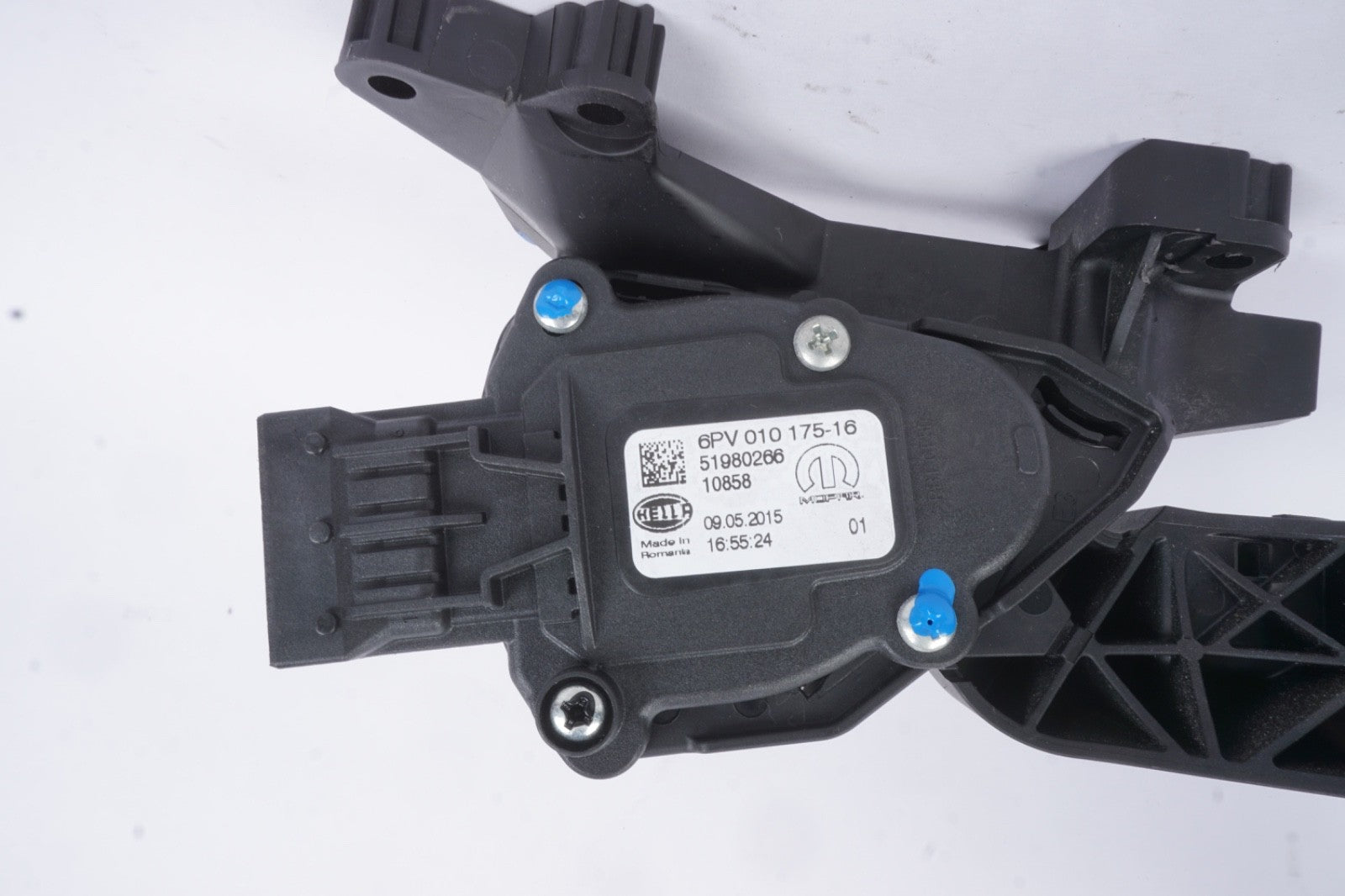 2016 - 2018 FIAT 500X 4-DOOR GAS PEDAL ACCELERATOR THROTTLE SENSOR 51980266