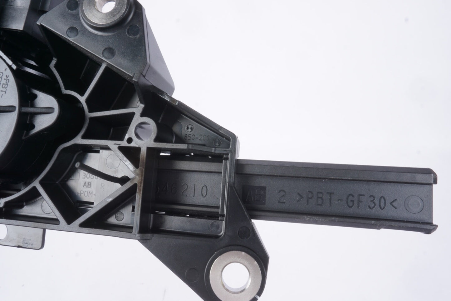 10-17 Mercedes W207 E350 E400 E550 Coupe Right Seat Belt Feeder Motor OEM