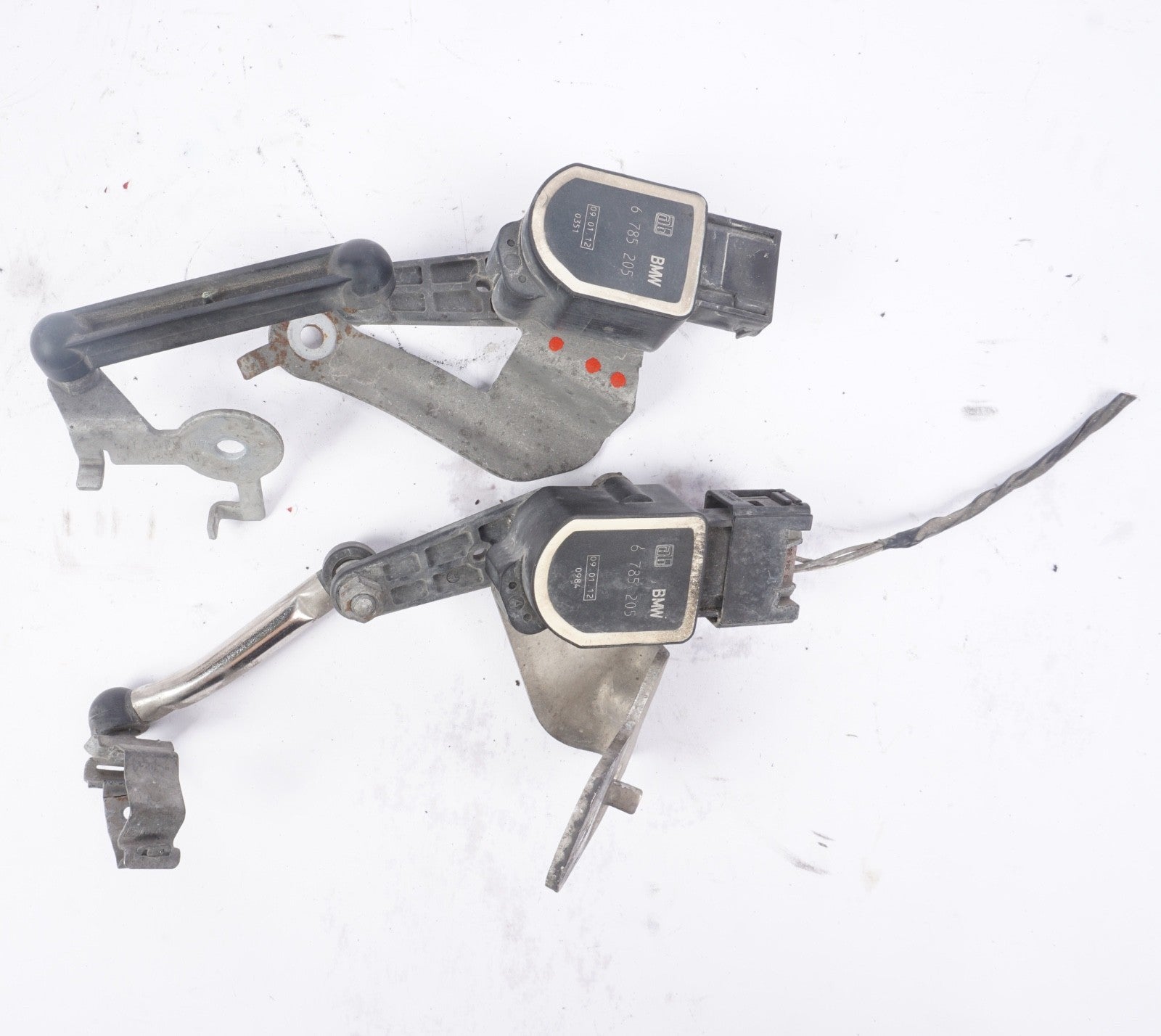 2011 2012 2013 BMW 328i 335i LEFT RIGHT REAR SUSPENSION LEVEL SENSOR 6785205