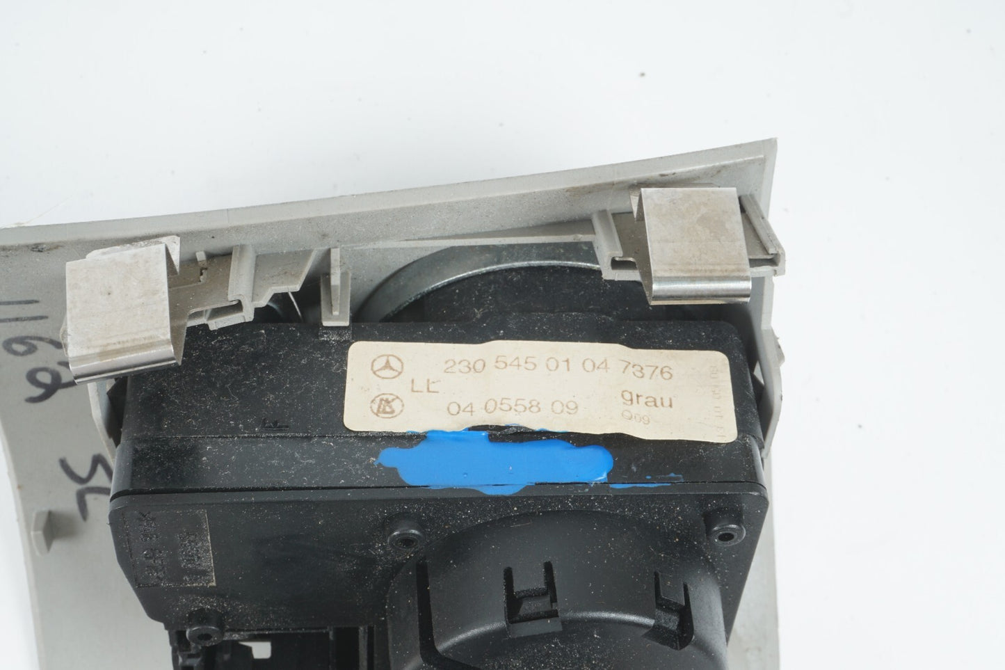 2003-2012 Mercedes-Benz SL500 Headlight Lamp Control Switch 2305450104   OEM