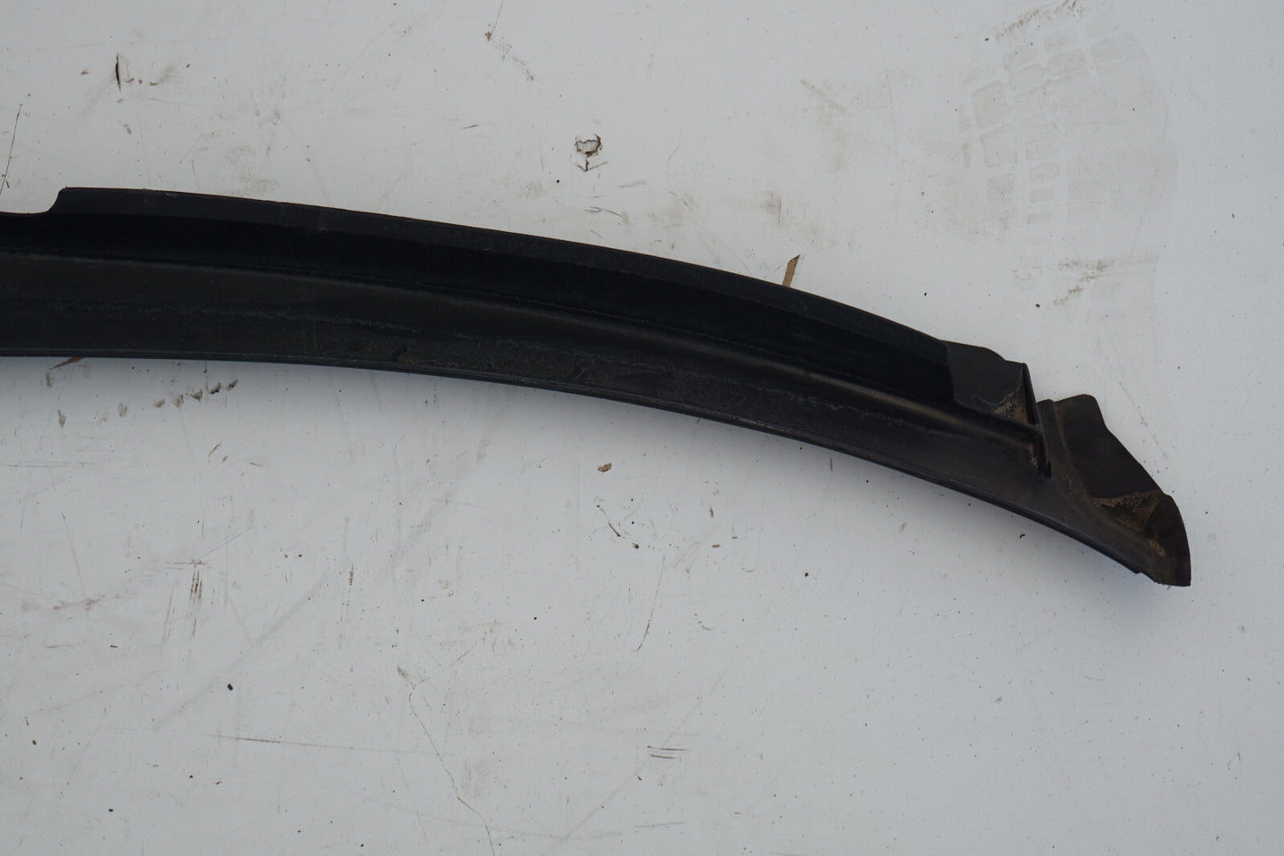2012 - 2014 AUDI A7 FRONT WINDSHIELD COWL COVER TRIM 4G8819403 OEM