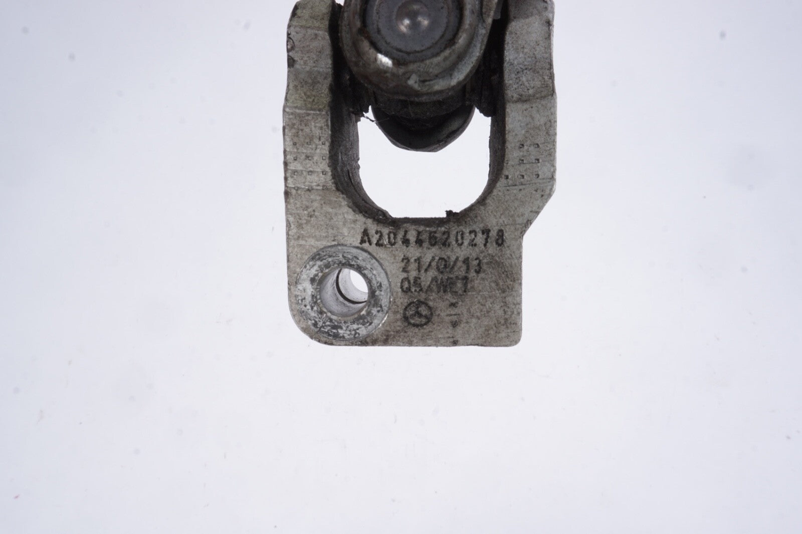 2010-2018 MERCEDES C E CLS SLC SLK STEERING COLUMN LOWER INTERMEDIATE SHAFT OEM