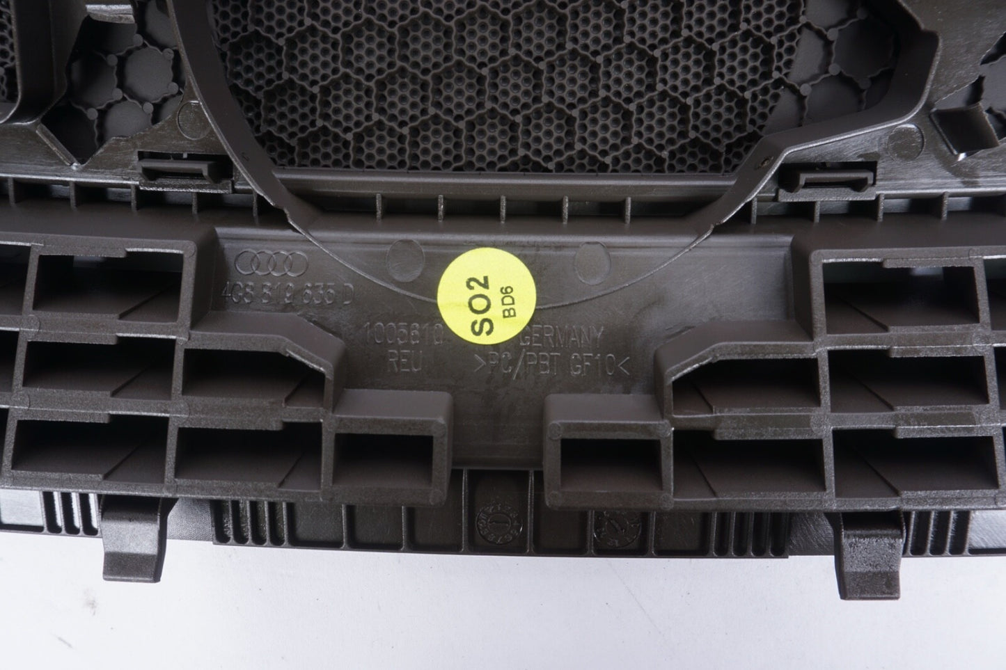 2012-2013 AUDI A7 S7 - DASHBOARD CENTER AIR VENT GRILLE TRIM COVER OEM
