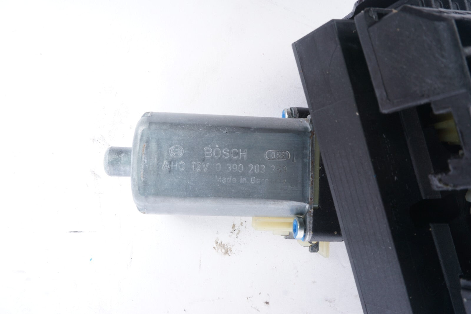 11 - 18 Porsche Cayenne 958 Front Left Driver Seat Adjust Motor OEM