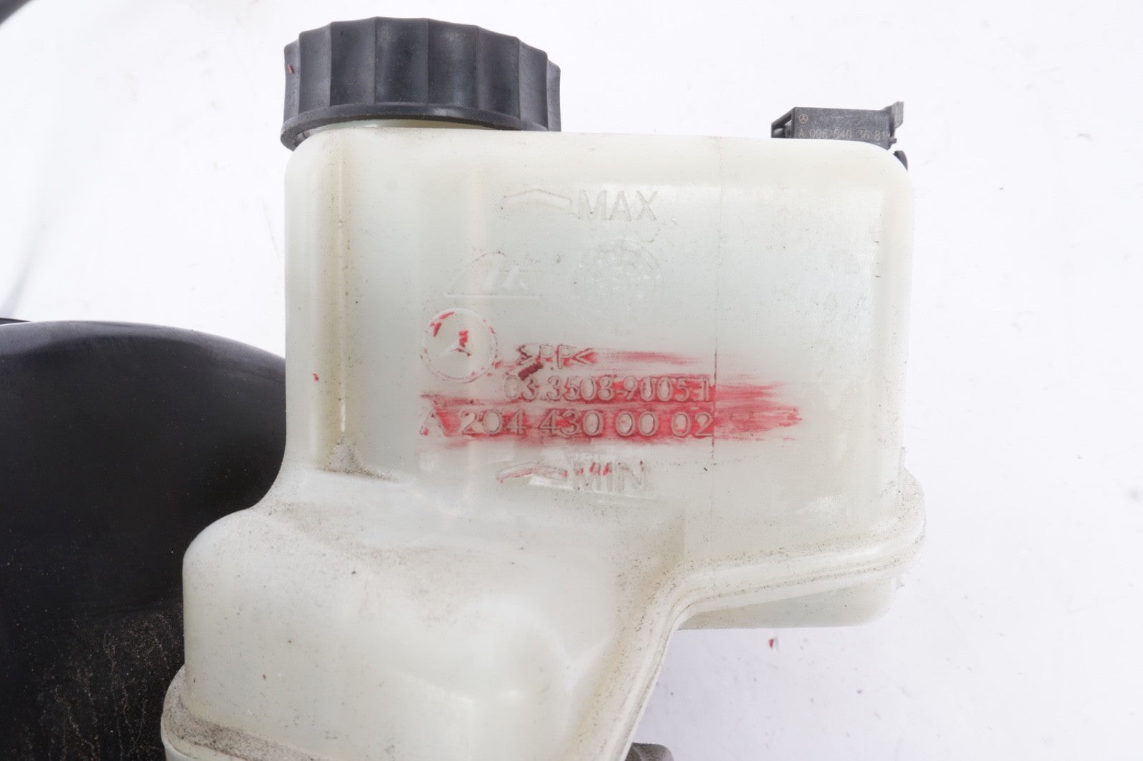 2010-2014 MERCEDES E350 C207 AWD POWER BRAKE BOOSTER MASTER CYLINDER TANK OEM