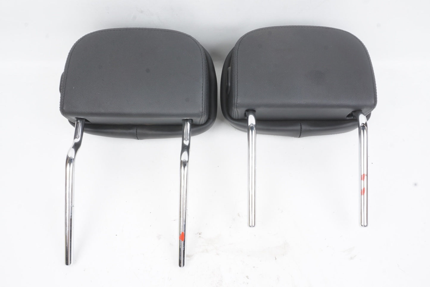 2014 - 2017 MASERATI GHIBLI FRONT LEFT & RIGHT SEAT HEADREST PAIR OEM