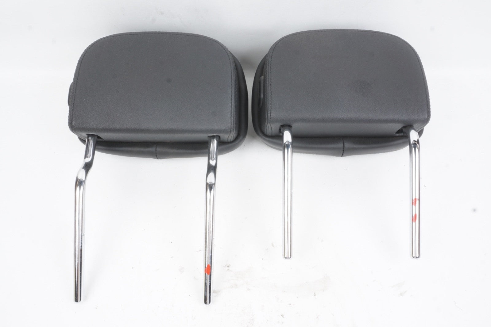 2014 - 2017 MASERATI GHIBLI FRONT LEFT & RIGHT SEAT HEADREST PAIR OEM