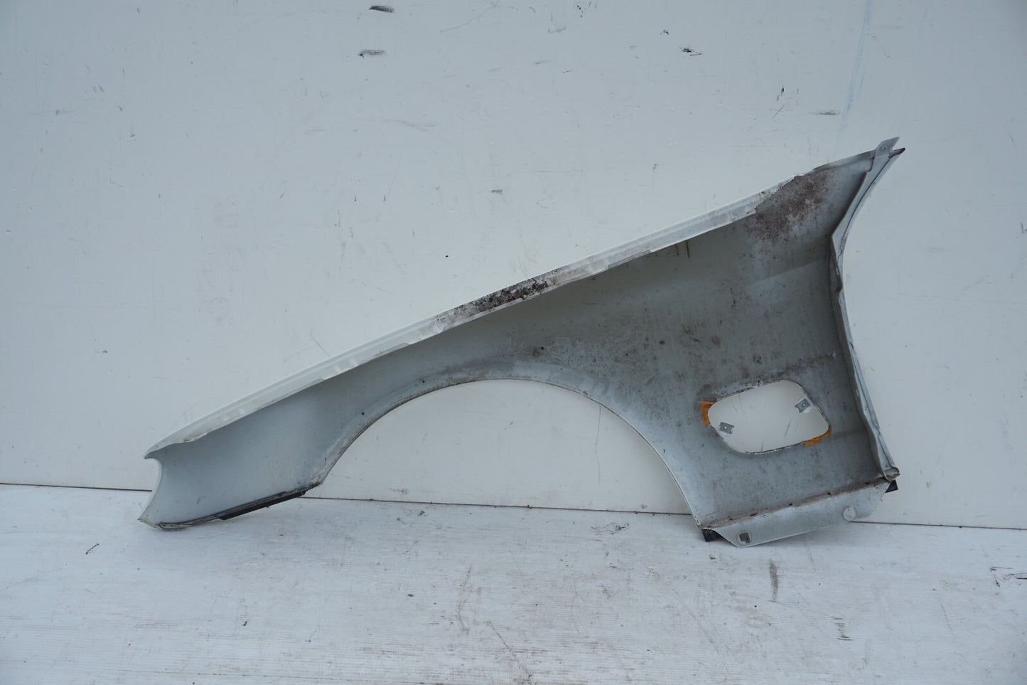 03 - 08 Mercedes SL500 r320 Front Fender Right Passenger Side OEM