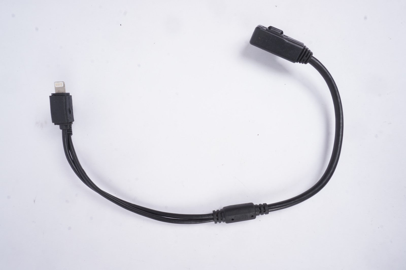 2011 - 2014 AUDI A8 QUATTRO S8 AUX CABLE OEM