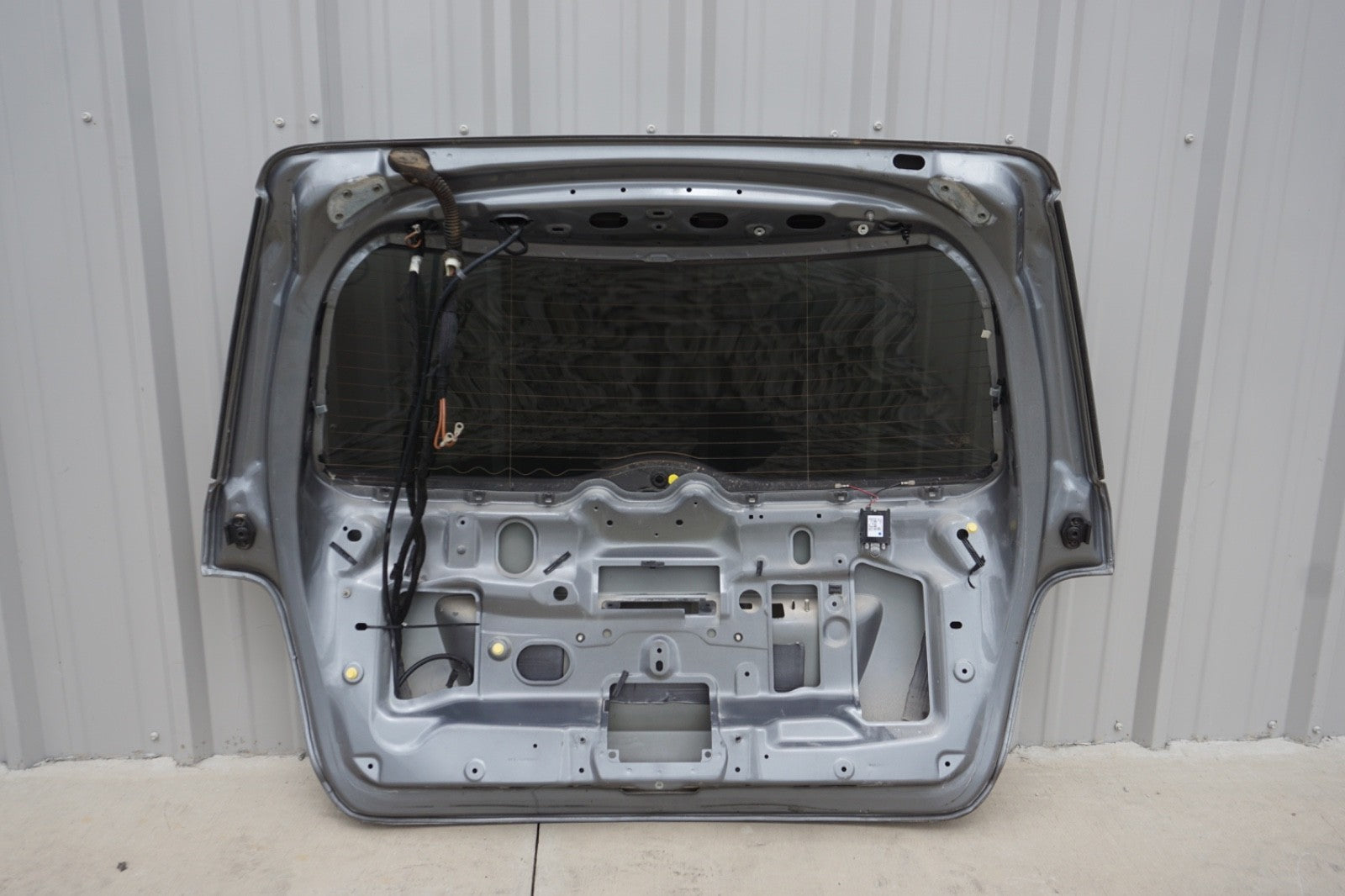 06-11 Mercedes W164 ML500 ML350 ML63 Rear Hatch Tailgate Liftgate LOCAL PICK UP