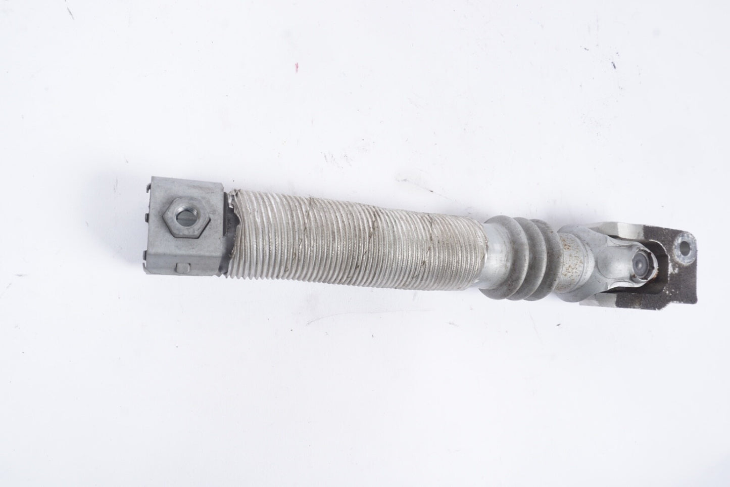 10-16 mercedes c300 e550 e350 power steering column shaft joint 2044620078 OEM