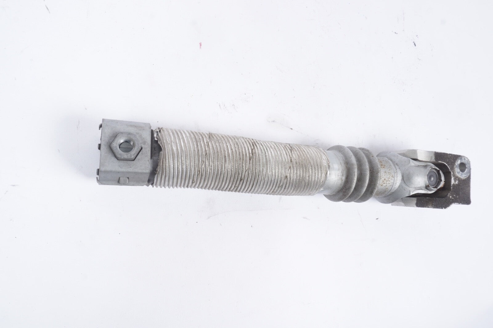 10-16 mercedes c300 e550 e350 power steering column shaft joint 2044620078 OEM