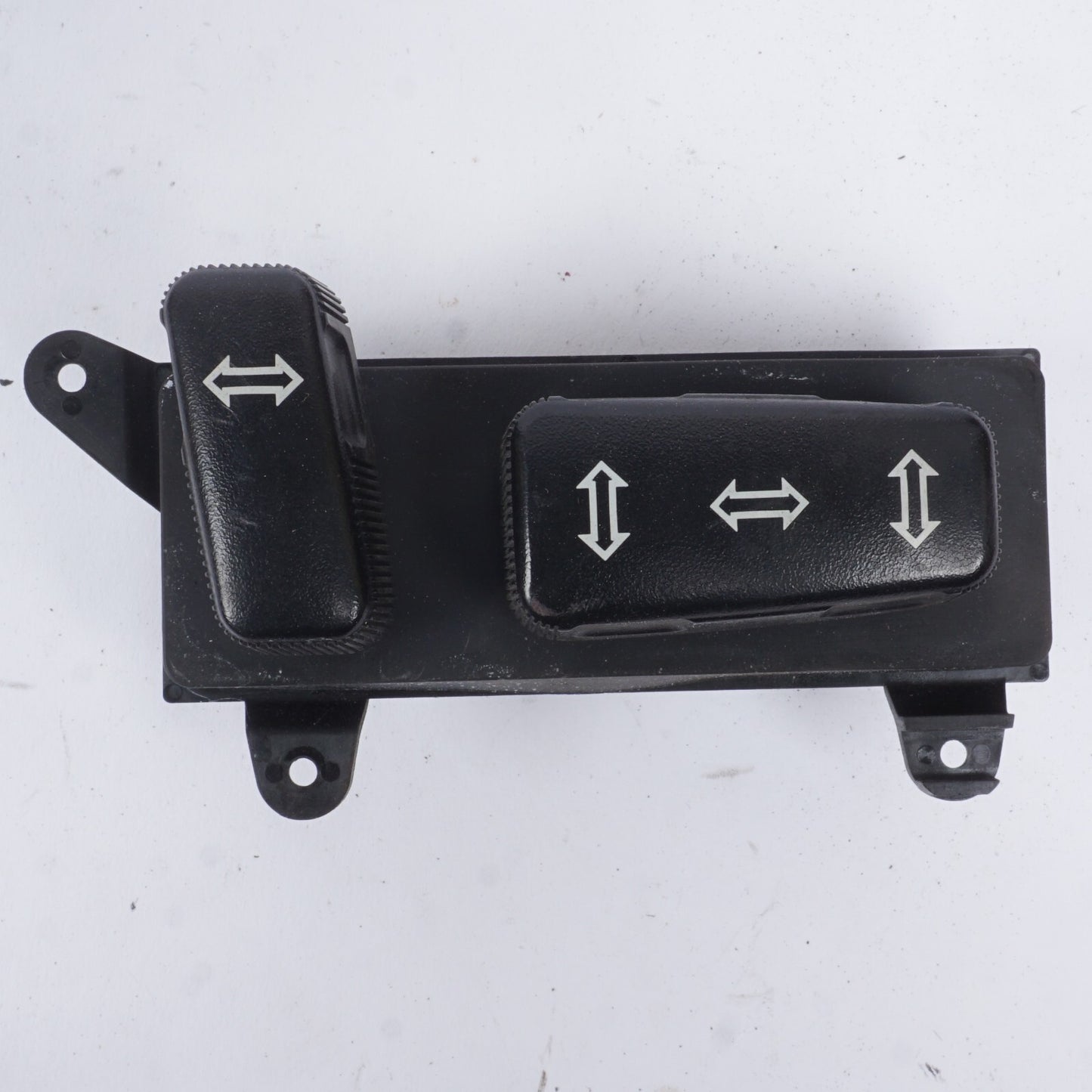1990 - 1993 Cadillac Allante Front Right Passenger Seat Control Switch  OEM