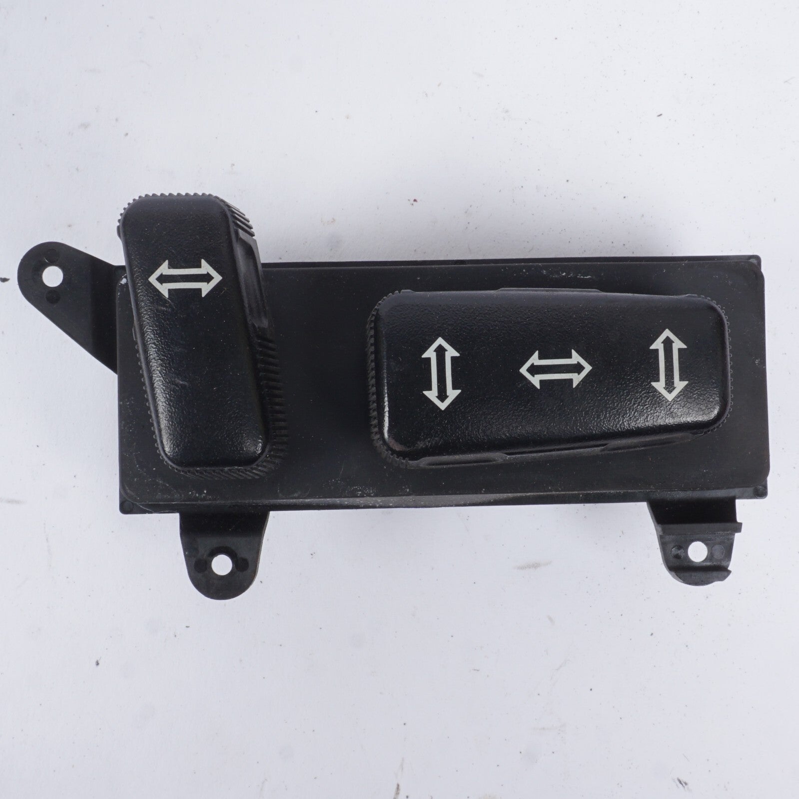 1990 - 1993 Cadillac Allante Front Right Passenger Seat Control Switch  OEM