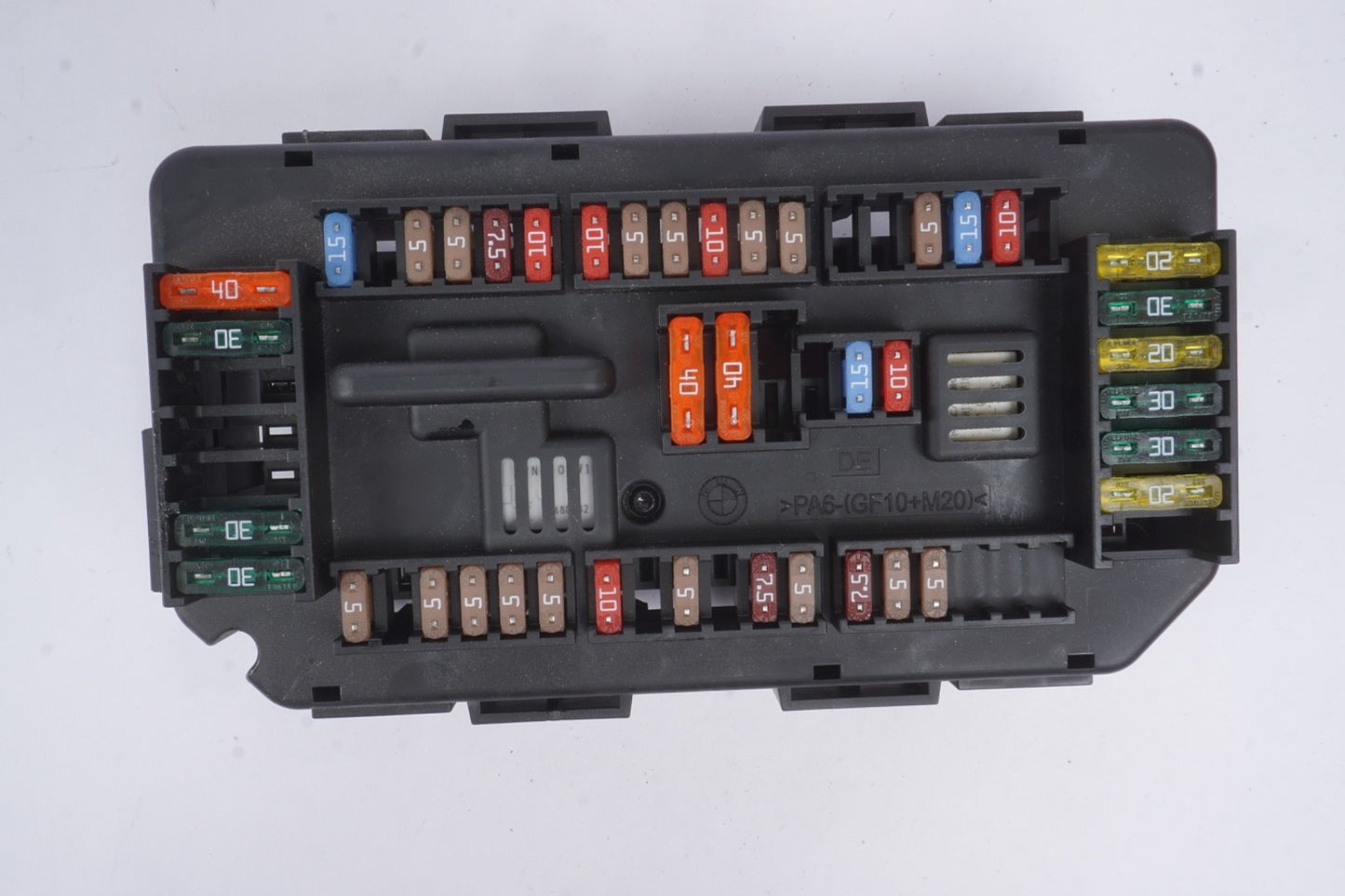 2014 - 2016 BMW 428i F32 FRONT POWER DISTRIBUTION FUSE BOX 9337879   OEM