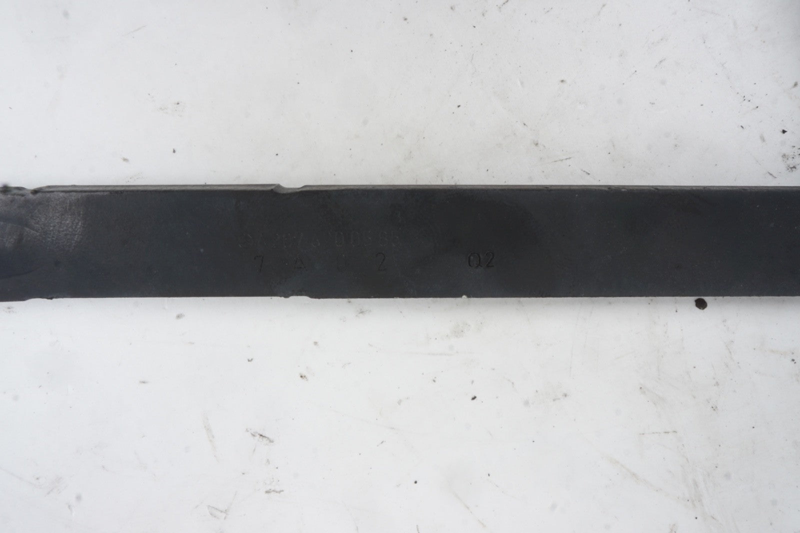 MERCEDES-BENZ C E RIGHT LEFT RADIATOR SUPPORT A2076200585 A2076200085