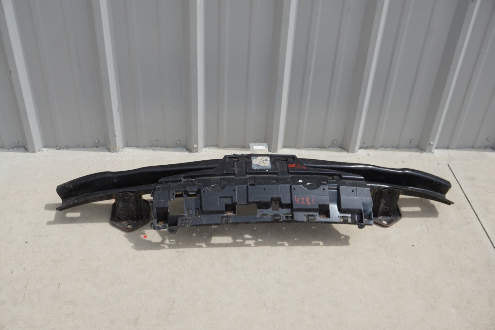 2014 - 16  BMW GRAN CONVERTIBLE 428I 435I  REAR BRACKET REINFORCEMENT BUMPER