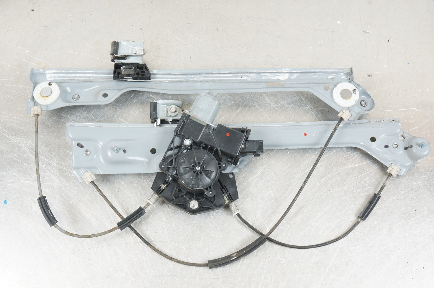 2015 2016 2017 2018 Silverado Sierra Driver Left Front Door Window Regulator