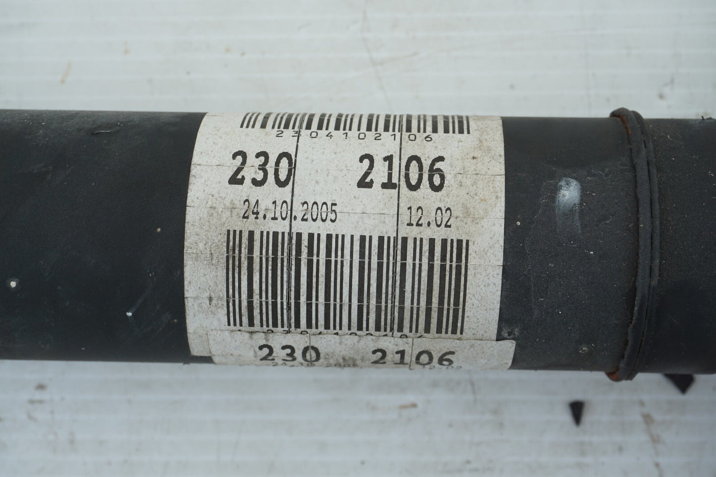 2003-2006 Mercedes-Benz SL500 REAR DRIVESHAFT 2304102106 OEM