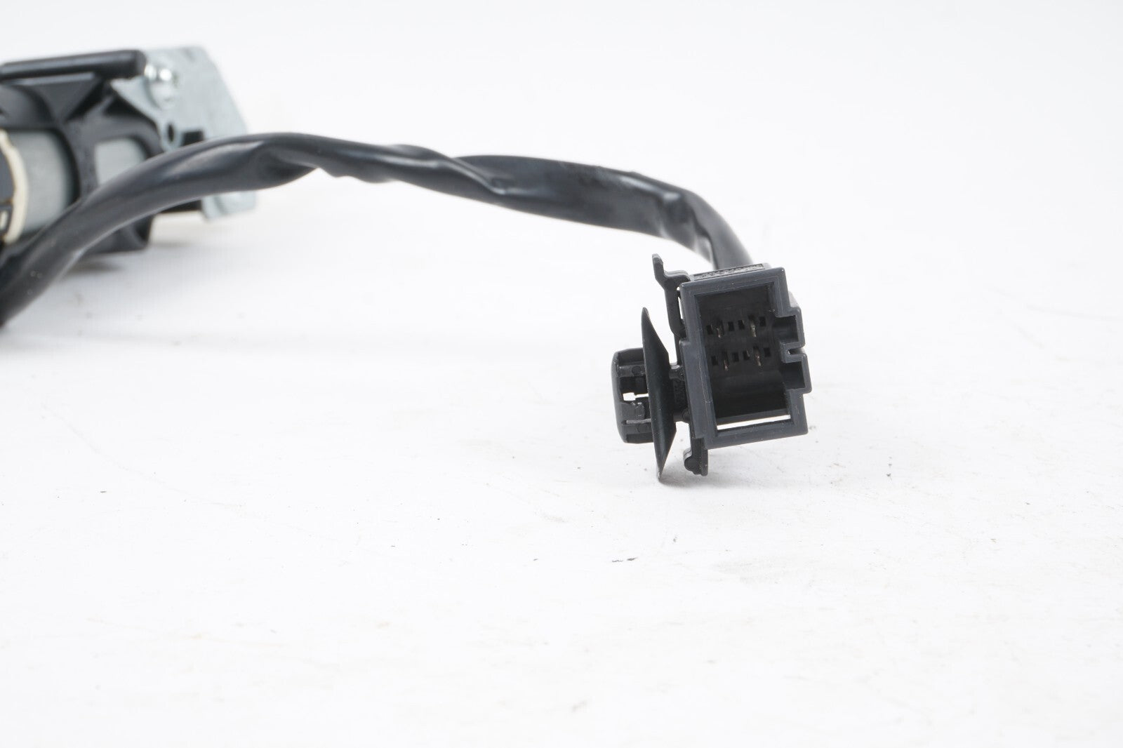 11-17 AUDI A8 A8L S8 FRONT RIGHT PASSENGER SEAT HEADREST MOTOR  OEM