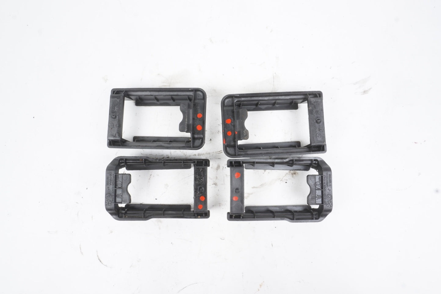 2014 - 2024 MASERATI GHIBLI FRONT RIGHT SEAT TRACK TRIM COVER SET OF 4 OEM