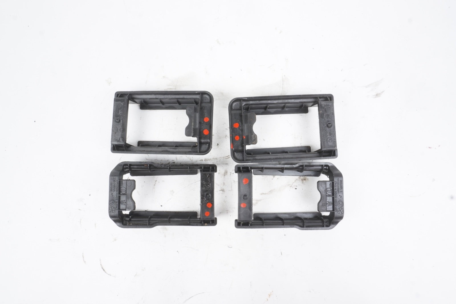2014 - 2024 MASERATI GHIBLI FRONT RIGHT SEAT TRACK TRIM COVER SET OF 4 OEM