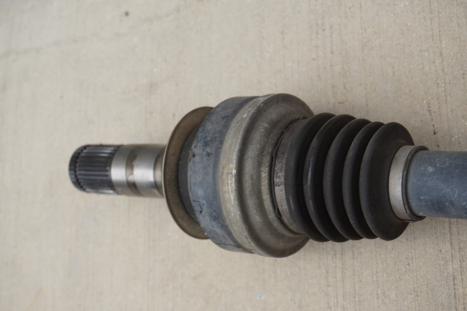 2017 - 2020 ALFA ROMEO GIULIA 2.0L AWD REAR LEFT CV AXLE SHAFT 00505498510 OEM