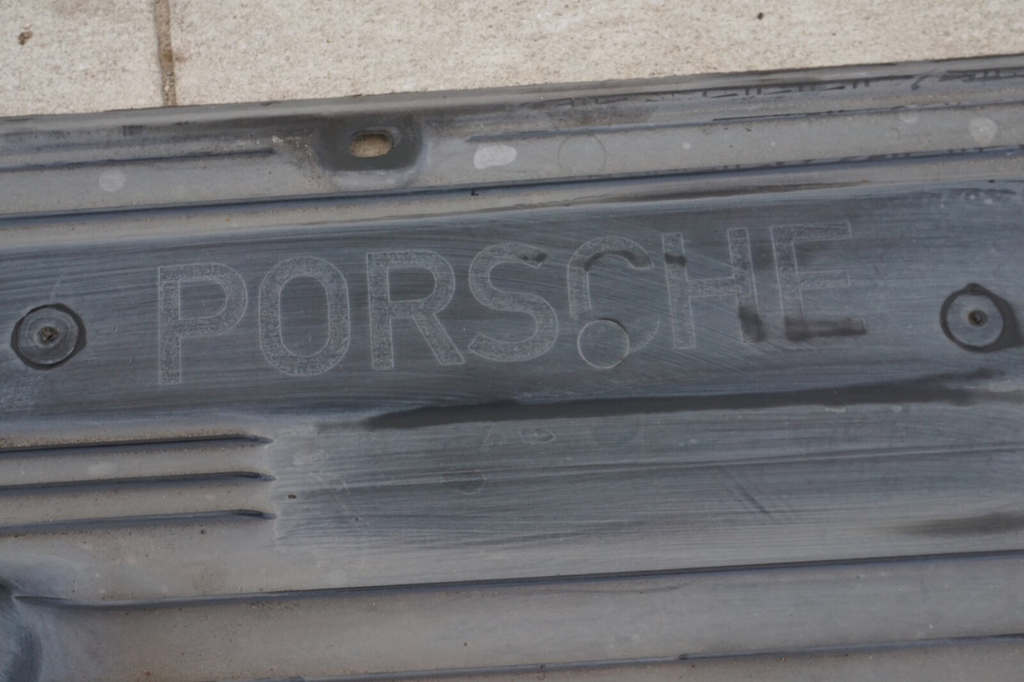 2011 - 2018 PORSCHE CAYENNE  OEM LEFT UNDER BODY SPLASH SHIELD 95850421100