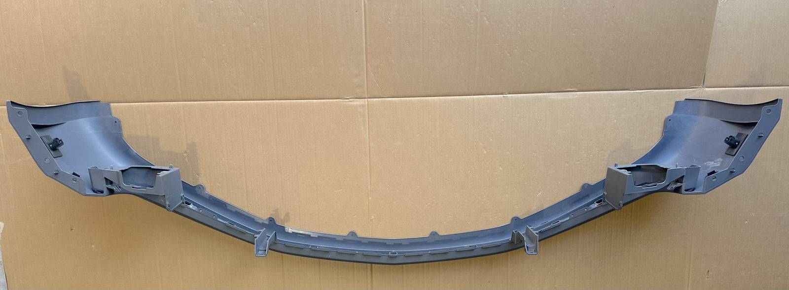 2011 - 2016 FRONT BUMPER FOR BENTLEY MULSANNE  3Y0807821P