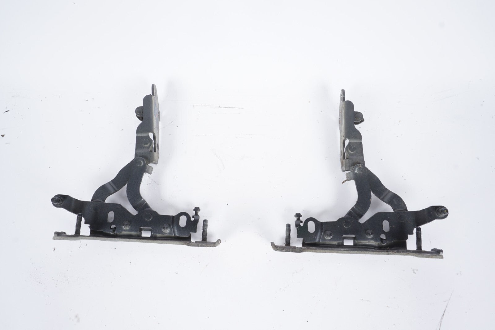08-14 Mercedes W204 C350 C250 Hood Bonnet Hinge Left & Right OEM