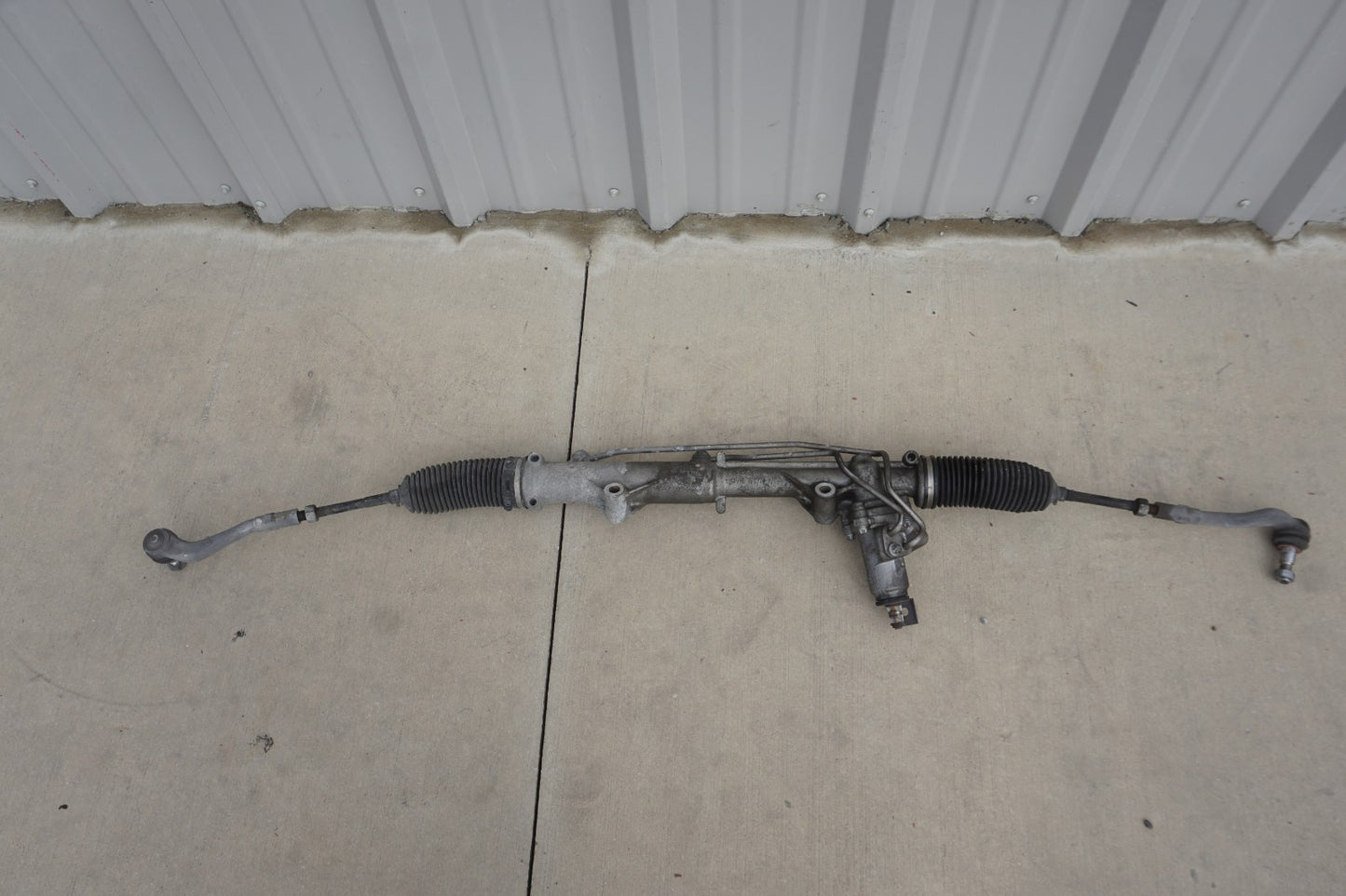 2010 - 2013 Mercedes E550 E350 RWD Power Steering Rack and Pinion OEM