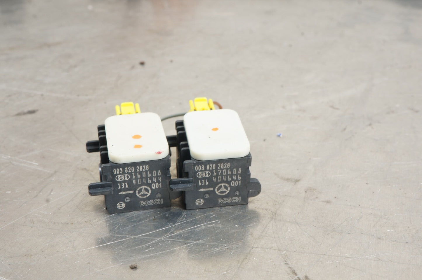 06-18 MERCEDES CL GL ML R S SPRINTER REAR LEFT + RIGHT CRASH IMPACT SENSORS OEM