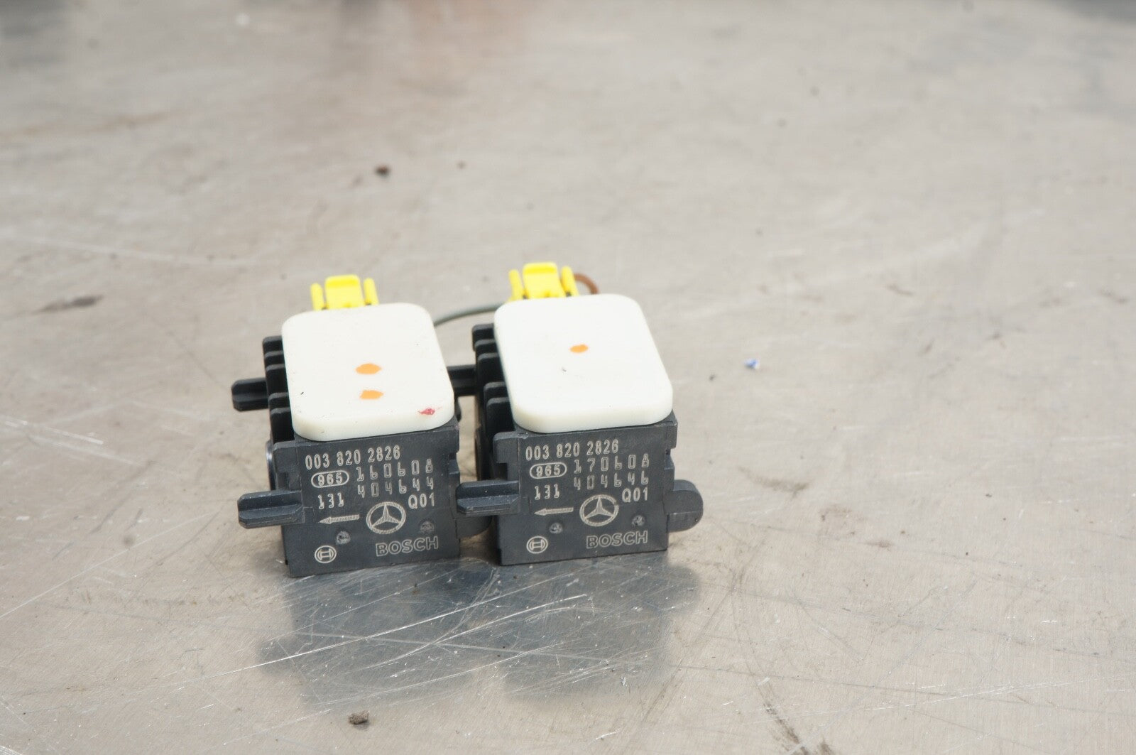 06-18 MERCEDES CL GL ML R S SPRINTER REAR LEFT + RIGHT CRASH IMPACT SENSORS OEM