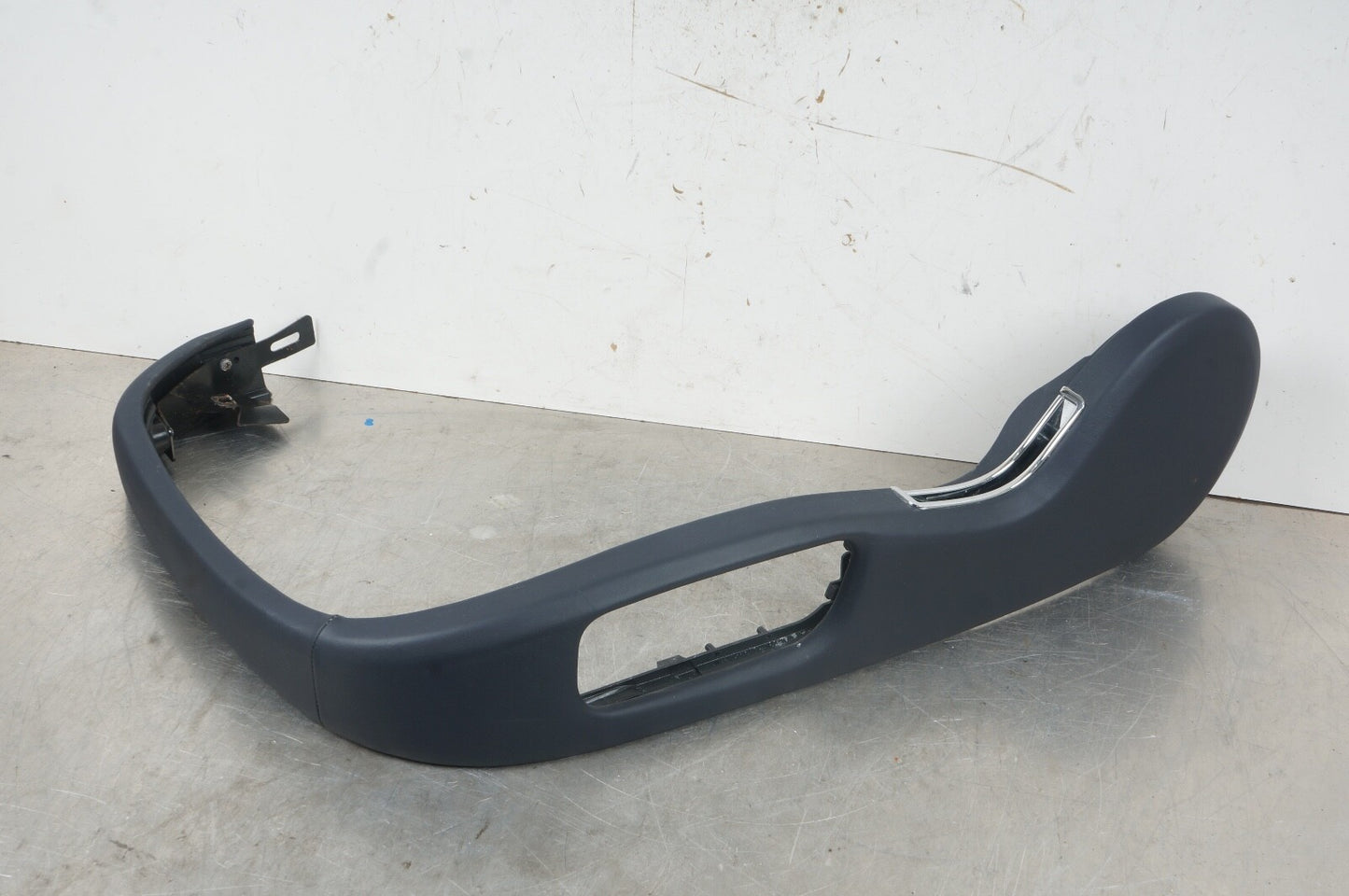11-20 BENTLEY MULSANNE FRONT LEFT SEAT LEATHER BEZEL COVER BLUE