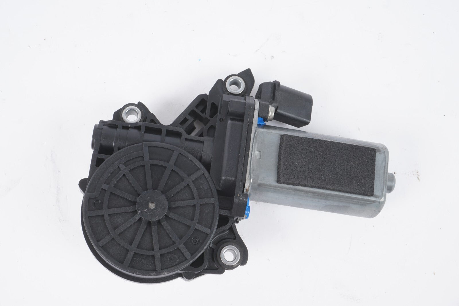 12-17 AUDI A8L A8 FRONT RIGHT PASSENGER POWER DOOR CLOSE ASSIST MOTOR  OEM