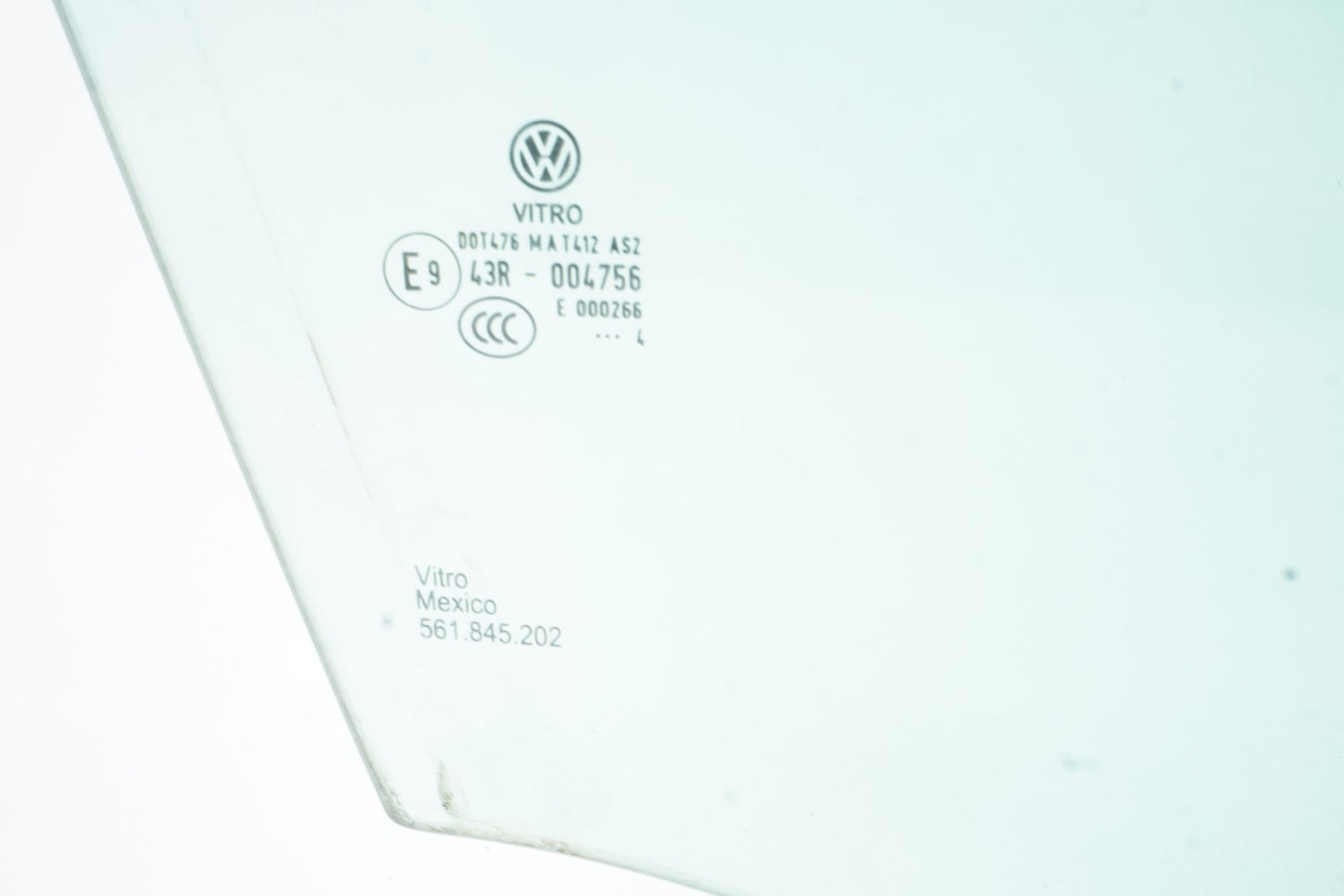 2012-2022 Volkswagen Passat Front Right Passenger Door Window Glass OEM
