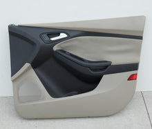 15 16 17 18 Ford FORD FOCUS Front Door Trim Panel Right