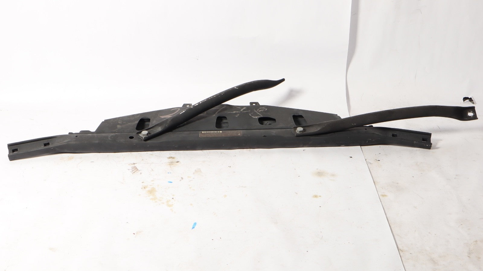2012 - 2019 BMW 650I RADIATOR SUPPORT UPPER TIE BAR SHIELD OEM