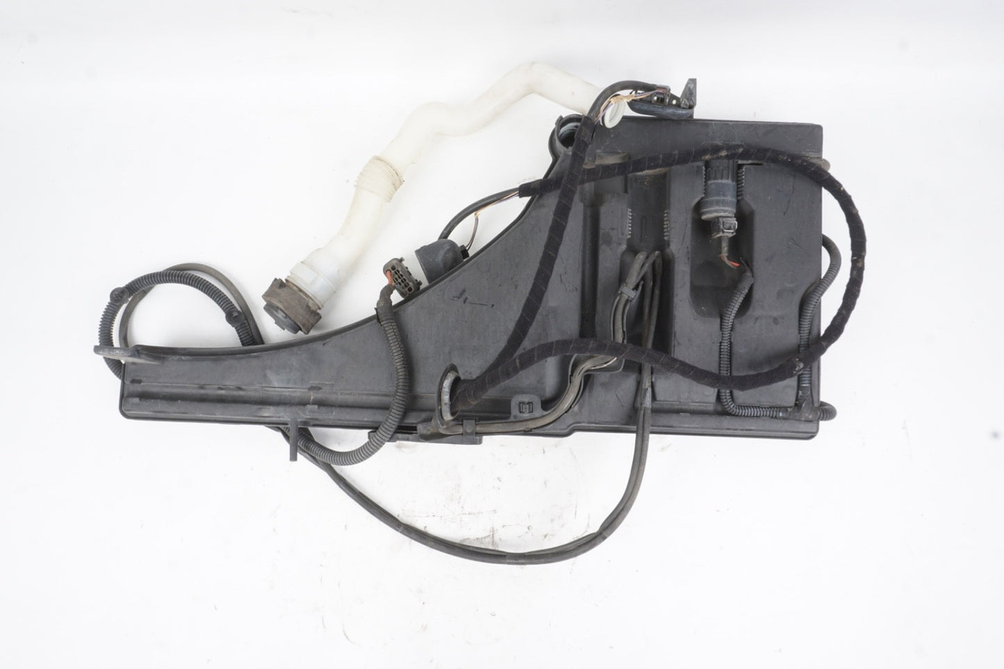 2014-2020 Maserati Ghibli S Q4 Windshield Washer Reservoir Bottle 670006414 OEM