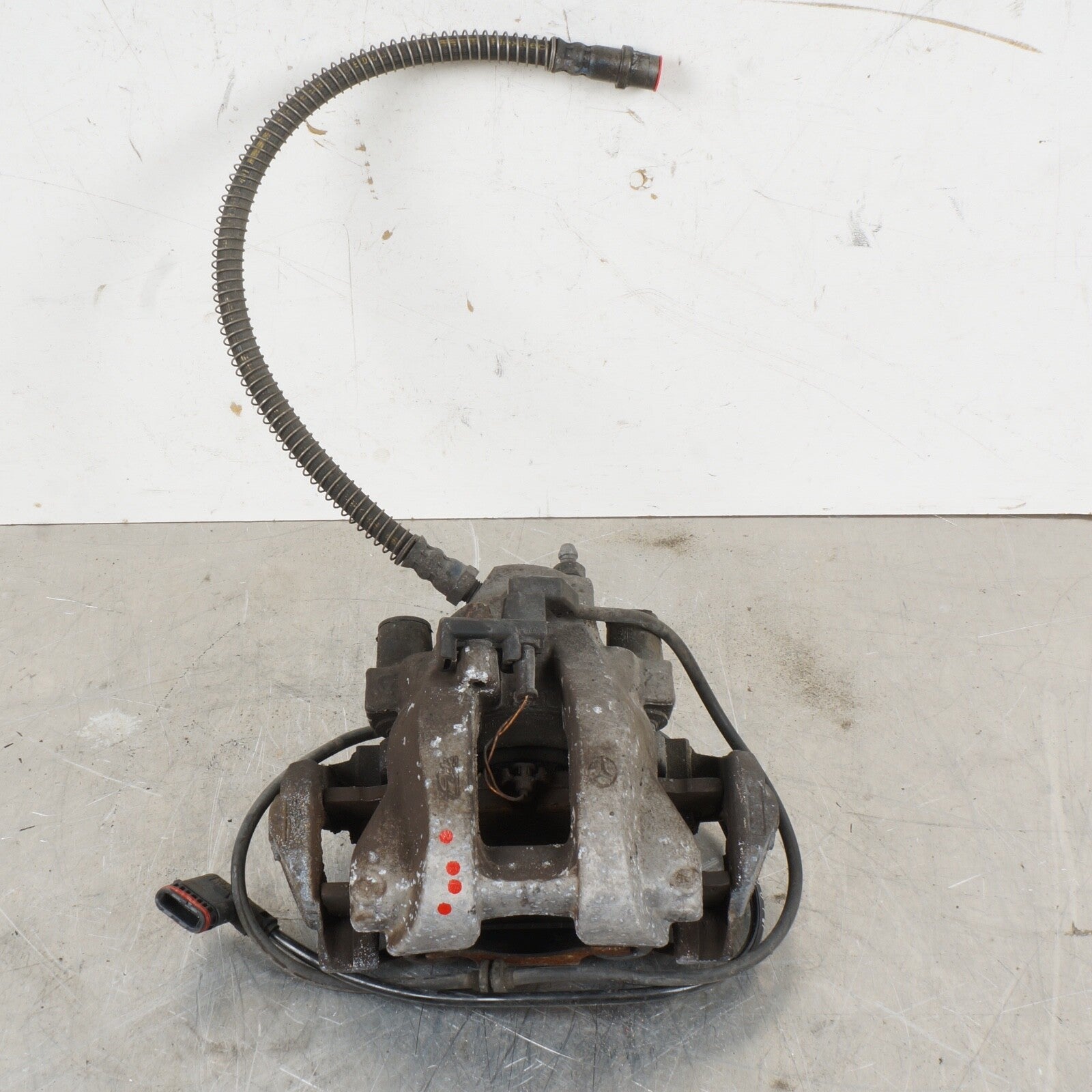 07-13 Mercedes W221 S550 CL550 Rear Right Brake Caliper OEM
