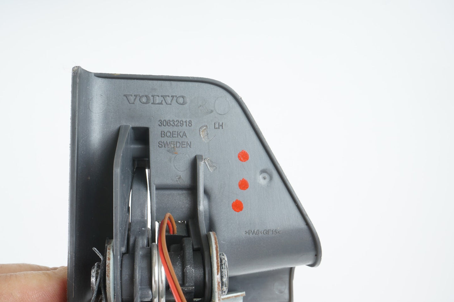 2006-2013 VOLVO C70 CONVERTIBLE REAR RIGHT & LEFT ROOF LOCK LATCH SET  OEM