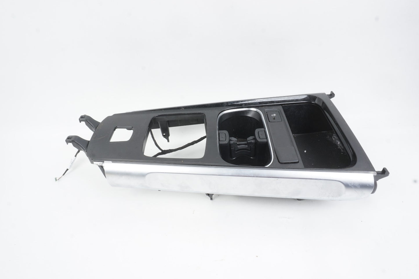 2020 - 2024 MERCEDES GLB250 X247 FRONT CENTER CONSOLE UPPER TRIM COVER PANEL OEM