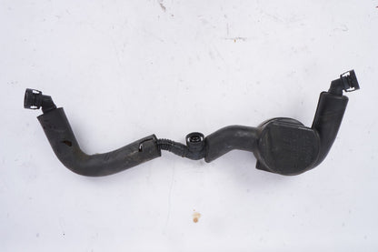 2007-2013 BMW X5 X6 E70 E71 4.8L ENGINE VENTILATION CCV PIPE TUBE 7563477 OEM