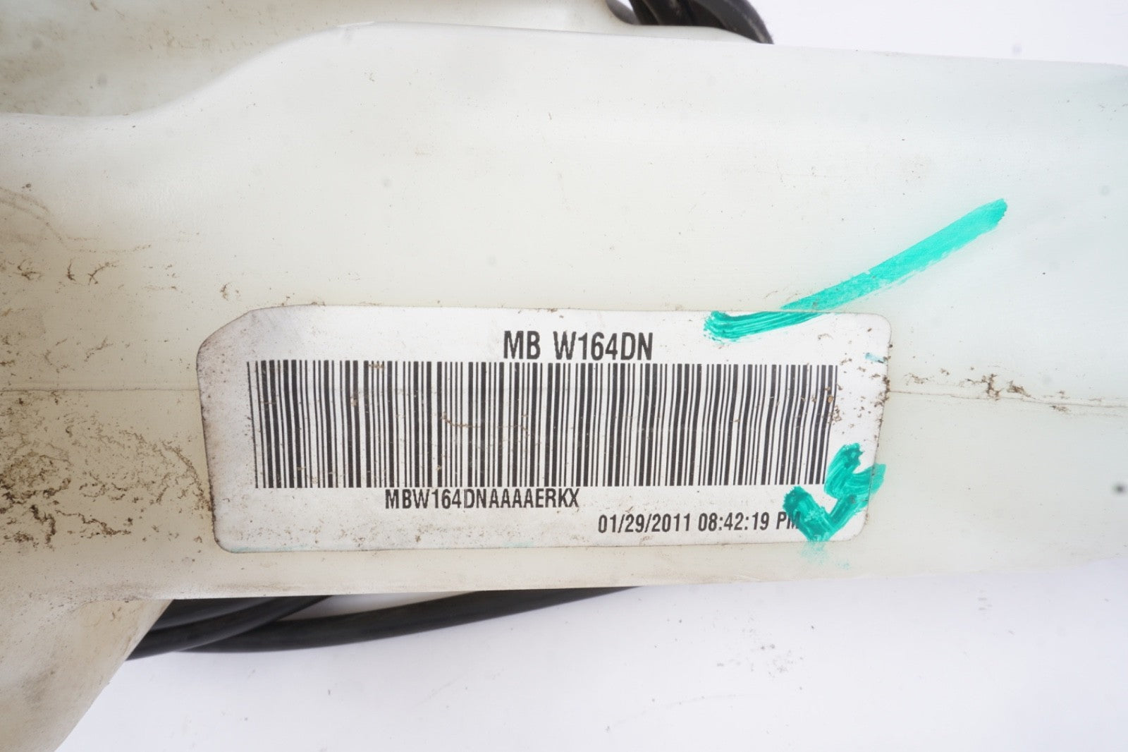 06-12 Mercedes W164 ML350 GL450 Windshield Washer Fluid Reservoir Tank Assembly
