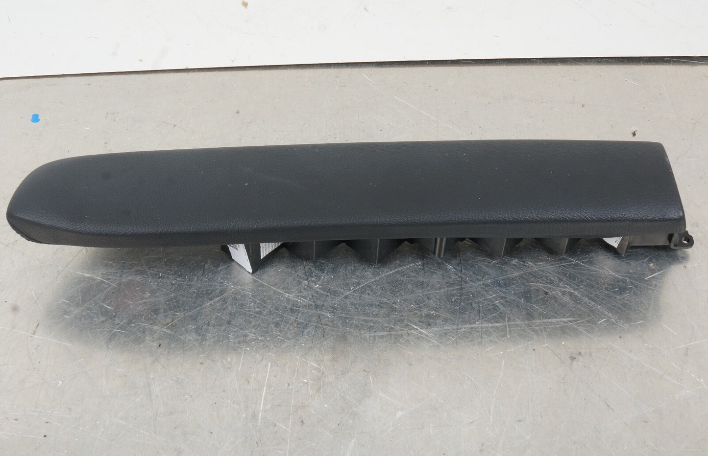 07 08 09 MERCEDES-BENZ S550 REAR RIGHT PASS SIDE DOOR PANEL TRIM ARMREST OEM