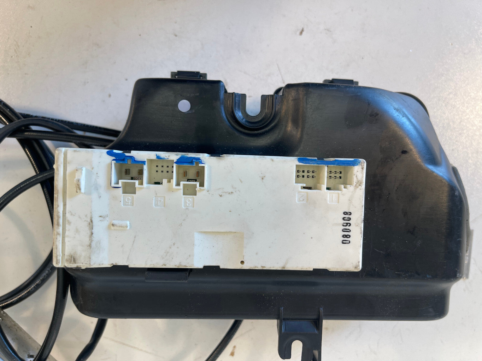 09-13 Mercedes W251 R350 R320 TRUNK LID HYDRAULIC PUMP MOTOR w/ CYLINDER OEM