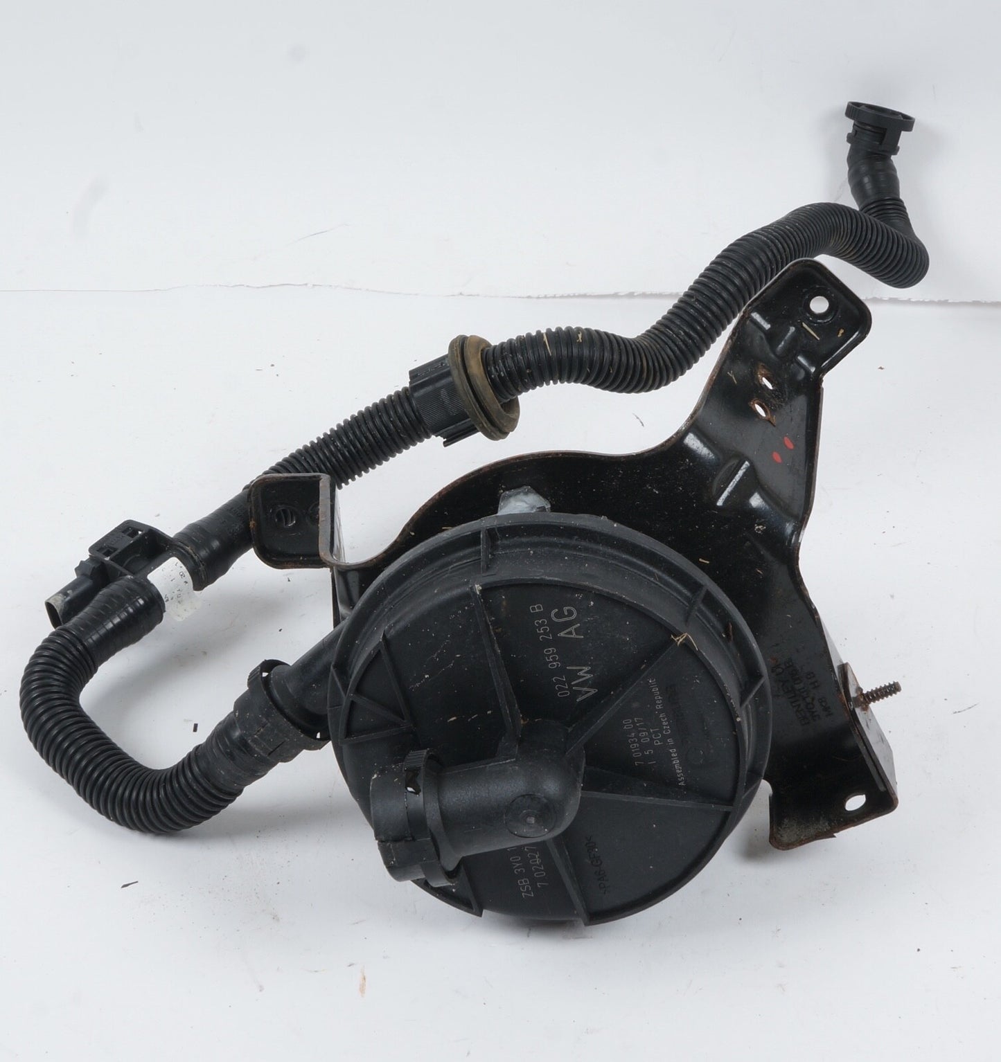 2010 - 2020 Bentley Mulsanne Secondary Air Pump Right Side