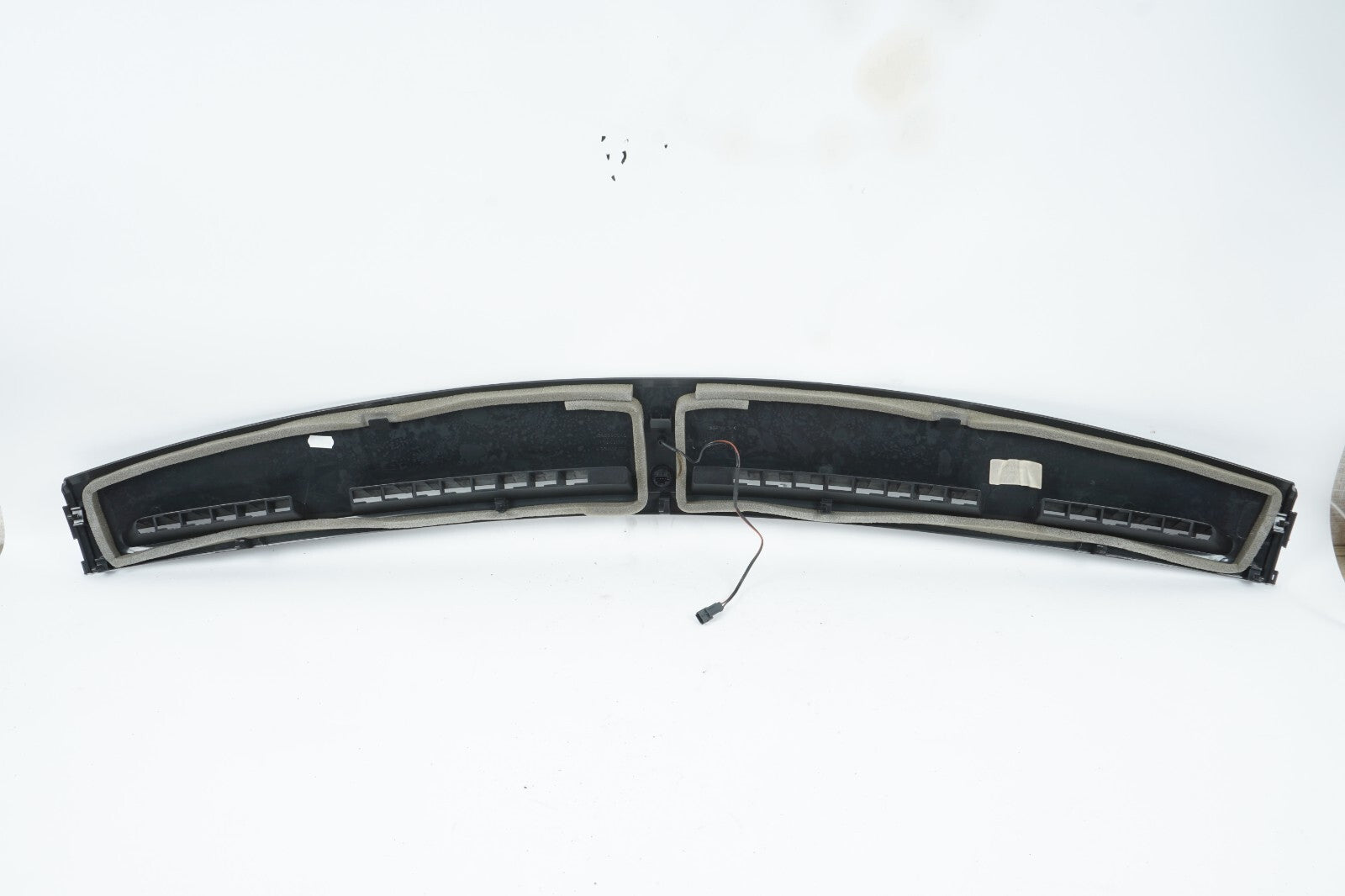 2014 - 2017 MASERATI QUATTROPORTE DASH WINDSHIELD DEFROSTER COVER TRIM OEM